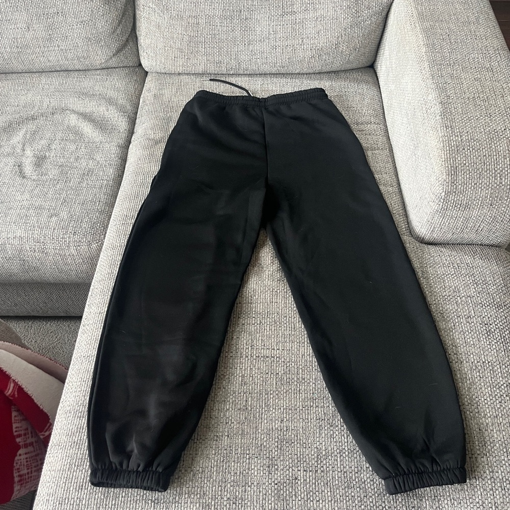 Men Legletic Joggers - Picture 4 of 5